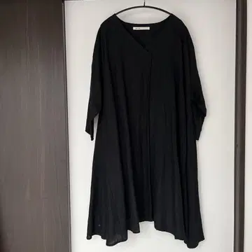 콘제페이 블랙 V넥 튜닉 원피스 9부 소매