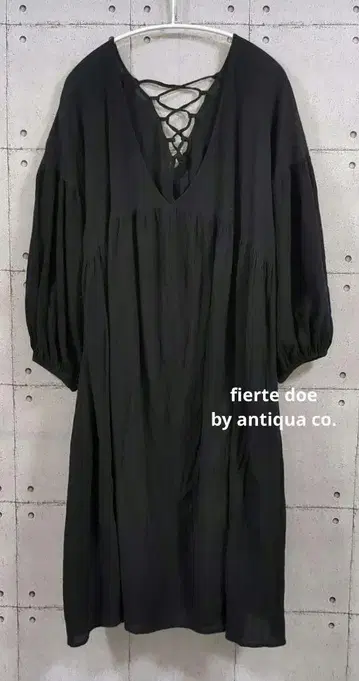 fierte doe byantiqua co. 볼륨 소매 레이스업 원피스