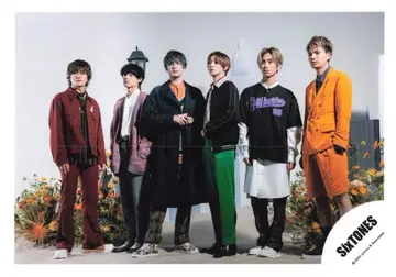 SixTONES 22년 Feel da CITY 집합 공식 사진 *1장