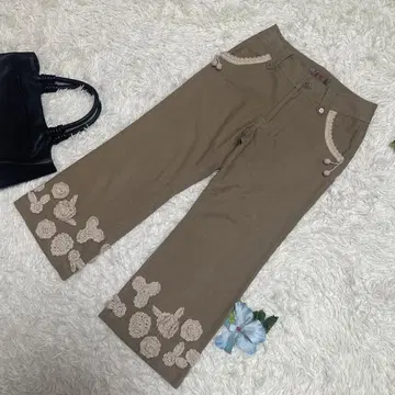 컨디션 최상 핑크하우스 캐주얼 팬츠 베이지 크롭 니트 모티브 S