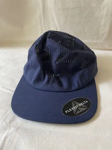 White Mountaineering 캡 FLEXFIT DELTA