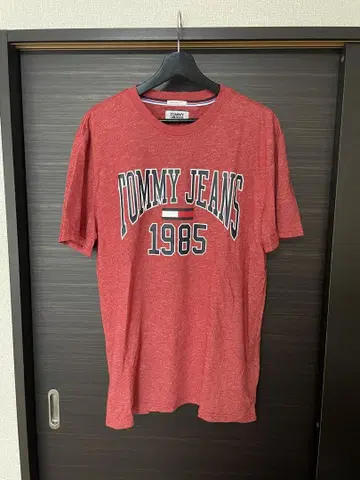 TOMMY JEANS 타미힐피거 로고 티셔츠