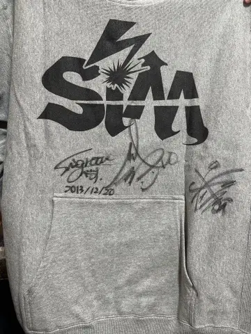 SiM 후드티 사인 포함
