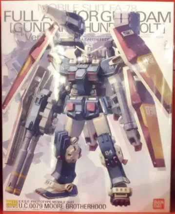 반다이 MG 건담 썬더볼트 풀 아머 건담 Ver.Ka 1/100