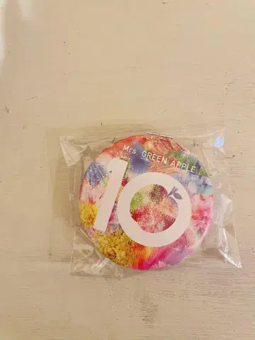 Mrs. GREEN APPLE 꽃무늬 핸드 미러