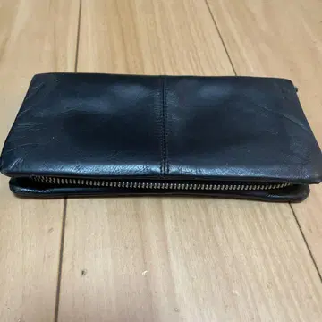 블랙 가죽 장지갑
