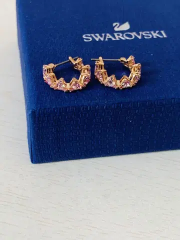 스와로브스키 Swarovski Ortyx 후프 귀걸이