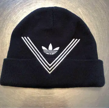 아디다스 White Mountaineering 니트 모자