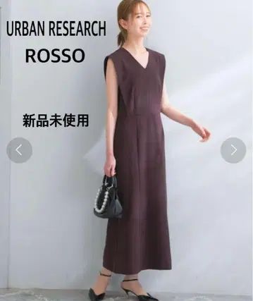 미사용 새상품 어반 리서치 ROSSO 린넨 혼방 V넥 스트레이트 원피스