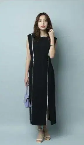 JUSGLITTY I 라인 원피스 사이즈 2