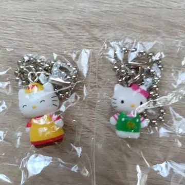 헬로키티 컬렉터즈 마스코트 패밀리 키티. 패밀리 엄마 2개 세트