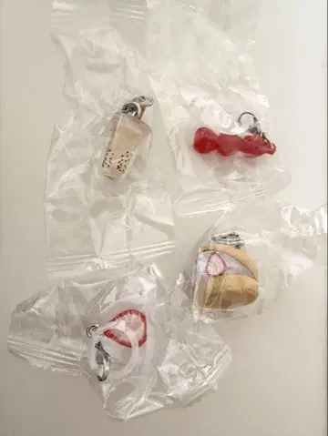 #바즈 스위츠 메지루시 액세서리 가챠 4개