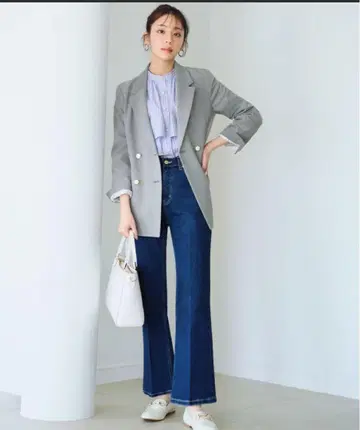 anySiS [미 데님 시리즈] 센터 프레스 세미 플레어 데님