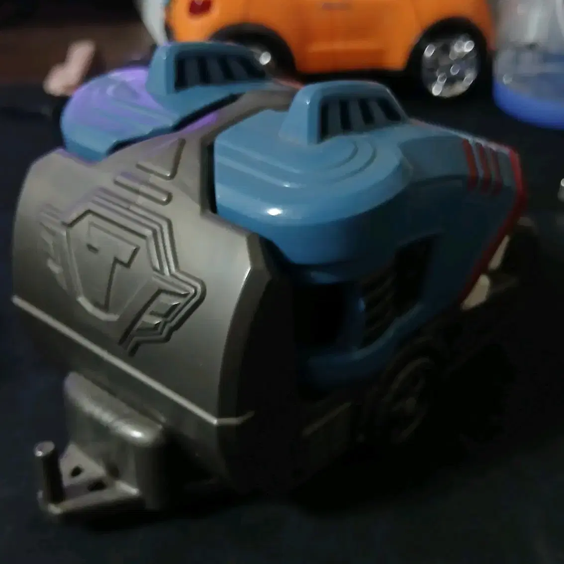 또봇 기가세븐,어드벤쳐x, 델타트론