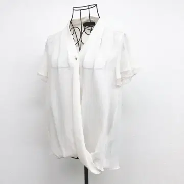 언타이틀 블라우스 M 크림색 일본제 시어 페미닌 오피스