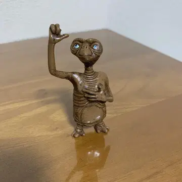 ET 레트로 피규어 파손 있음