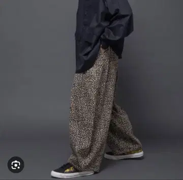 레오파드 무늬 와이드 벌룬 팬츠 M