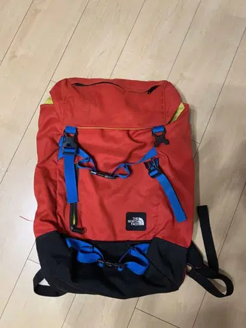 노스페이스 레드 백팩