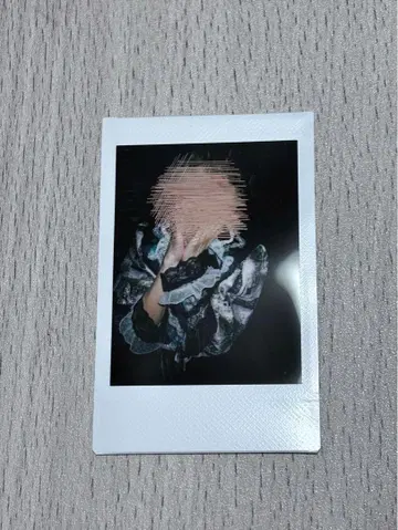 라부시쿠 료 프리큐어 의상 폴라로이드 핑