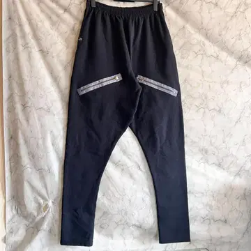 저스틴 비버 착용 Chachi Momma 사루엘 팬츠