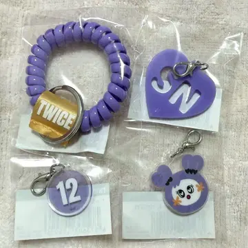 twice popup 코일 키링 사나 서브리