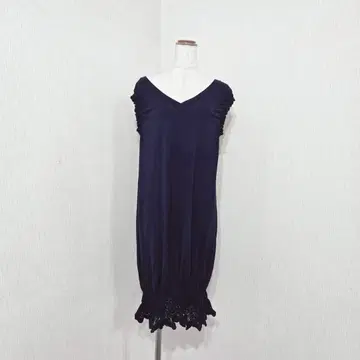zucca 소매 밑단 밴딩 레이스 코튼 원피스 (M) 네이비