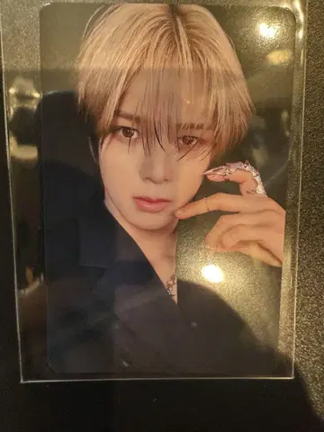 &TEAM K 케이 MAKESTAR 눈빛 라키드로
