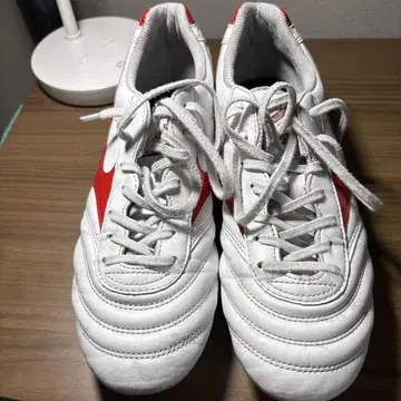 Mizuno Morelia II 화이트/레드