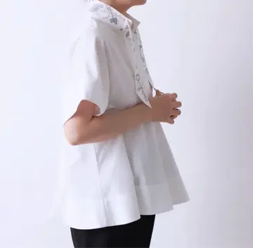 cccmalie 페플럼 반팔 블라우스 프리 화이트