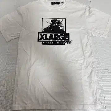 XLARGE 화이트 티셔츠