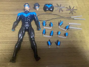 MAFEX 나이트 윙 (배트맨: 해시)