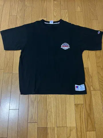 챔피온 블랙 티셔츠 L 사이즈