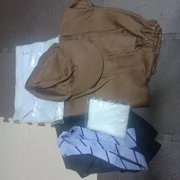문호 스트레이독스의 에도가와 란포 의상