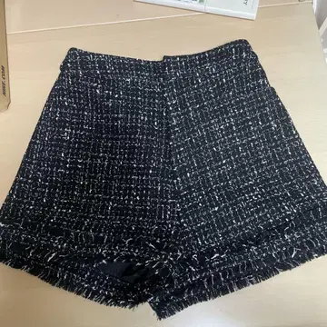 다리치 Darich 컴팩트 프린지 트위드 숏 팬츠