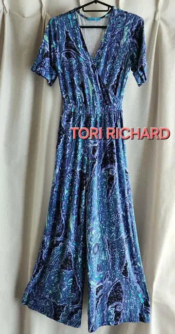 미사용 레벨 TORI RICHARD USA제 올인원 점프 수트