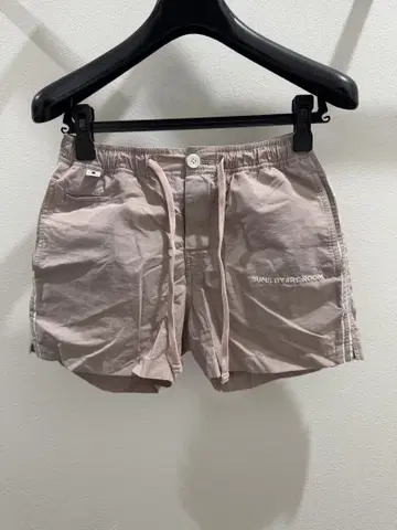세트업 포함 Suns 핑크 베이지 숏 팬츠 Reroom