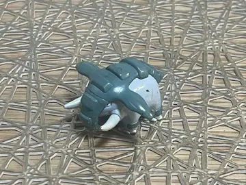 몬코레 초기 상품 돈팡