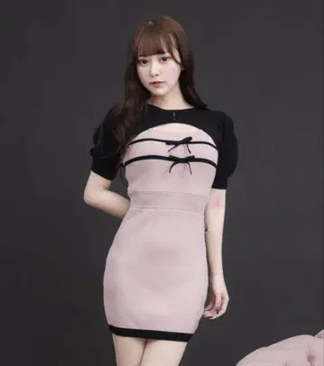 pium 리본 테이프 레이어드 반팔 니트 원피스