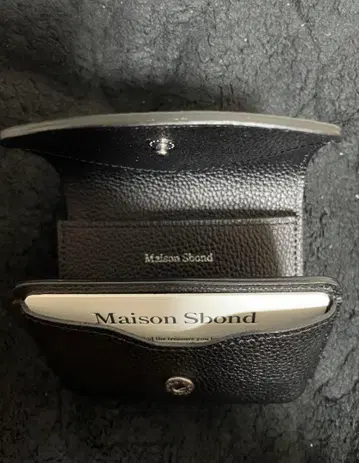 Maison Sbond 블랙 지갑