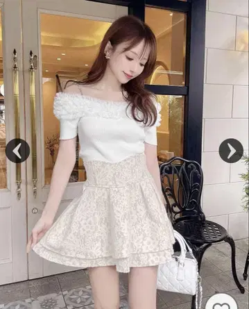 michellMacaron 슬림 레그 스커트