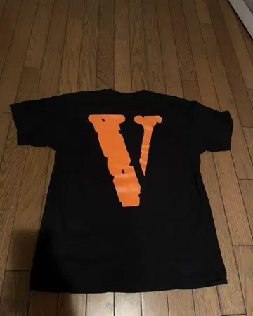 Vlone 티셔츠