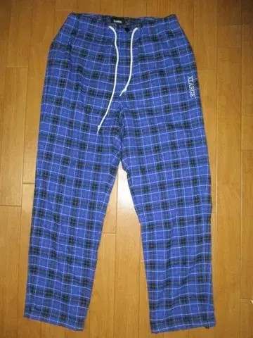 X-LARGE 엑스라지 팬츠 이지 팬츠 M 사이즈