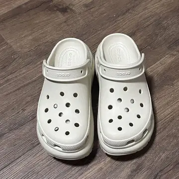 Crocs 메가 크러쉬 크로그