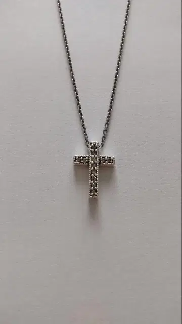 아가트 다이아 크로스 목걸이 실버