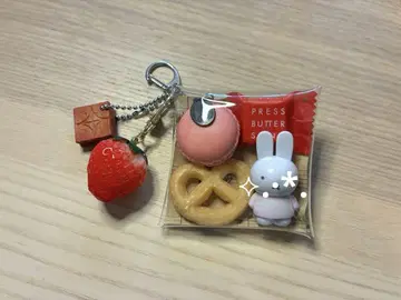 가챠 파우치 미피 프레스 버터 딸기