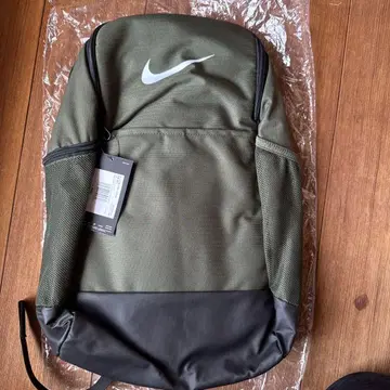 Nike 백팩 24L 올리브 그린