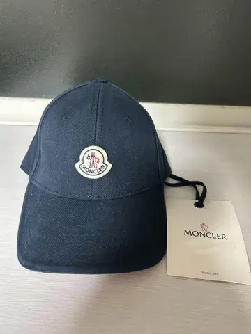 몽클레어 캡