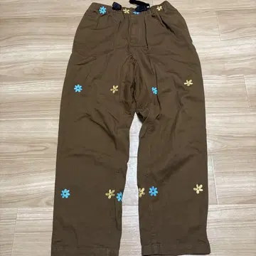 XLARGE 꽃무늬 자수 워크 팬츠 s
