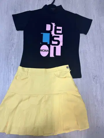 새상품 M 사이즈 모나델솔 골프 모크넥 셔츠 스커트 셋업