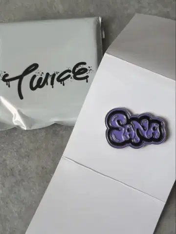 TWICE 팝업 랜덤 핀 배지 사나